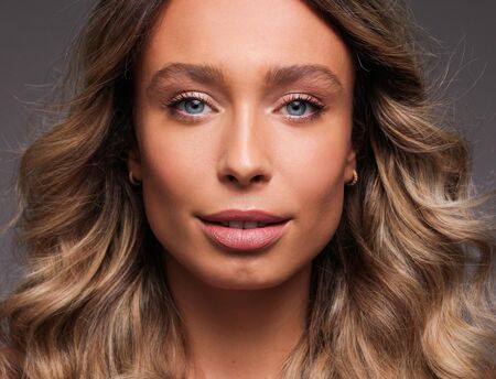 Loiza Lamers komt naar Cpunt Theater